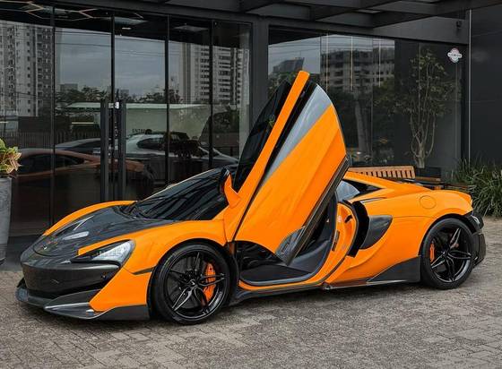 MCLAREN 570S 3.8 V8 TURBO GASOLINA SSG
